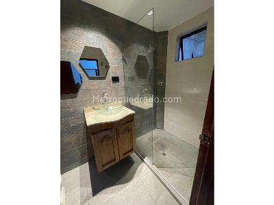 Casa de 5 alcobas en venta en Villa Hermosa, Medellín, 150 m² · foto 16 de 20