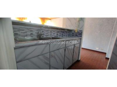 Apartaestudio en venta en Villanueva, Medellín, 50 m² · foto 2 de 13