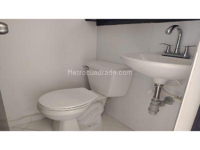 Apartamento en arriendo en Boston, Medellín · foto 10 de 12