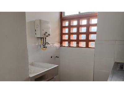 Apartamento en arriendo en Boston, Medellín · foto 11 de 12