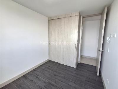 Apartamento de 3 alcobas en venta en Las Lomitas, Sabaneta, 80 m² · foto 8 de 18