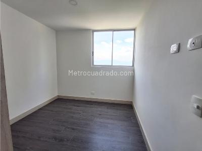 Apartamento de 3 alcobas en venta en Las Lomitas, Sabaneta, 80 m² · foto 9 de 18