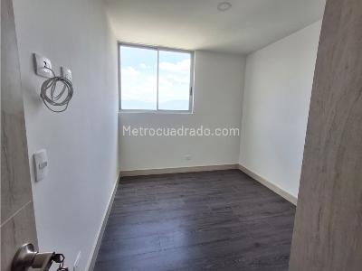 Apartamento de 3 alcobas en venta en Las Lomitas, Sabaneta, 80 m² · foto 11 de 18