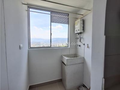 Apartamento de 3 alcobas en venta en Las Lomitas, Sabaneta, 80 m² · foto 15 de 18