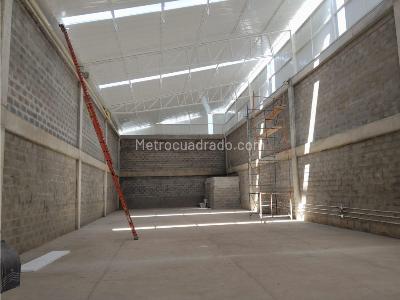 Warehouse for rent in San Felix, Bello
