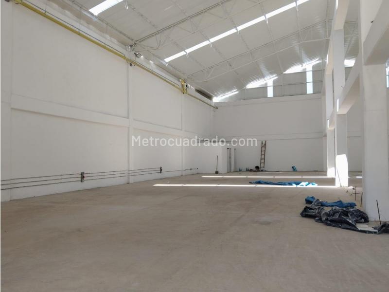 Bodega en Arriendo, San Felix, Bello - Más