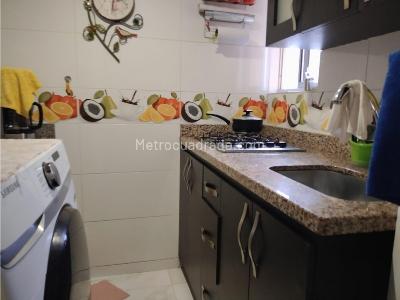 Apartamento en venta en Boston, Medellín · foto 2 de 12