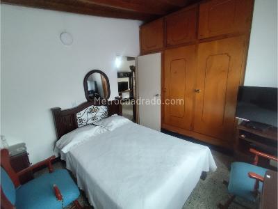 Casa de 3 alcobas en venta en Belen, Medellín, 113 m² · foto 7 de 13