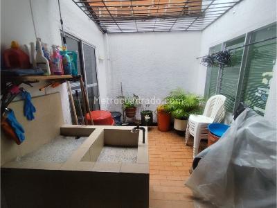 Casa de 3 alcobas en venta en Belen, Medellín, 113 m² · foto 11 de 13