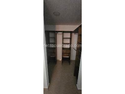 Apartamento de 3 alcobas en venta en La Castellana, Medellín, 120 m² · foto 10 de 15