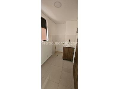 Apartamento de 3 alcobas en venta en La Castellana, Medellín, 120 m² · foto 13 de 15
