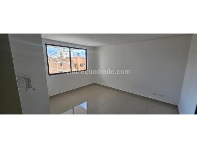 Apartamento de 3 alcobas en venta en La Castellana, Medellín, 120 m² · foto 9 de 15