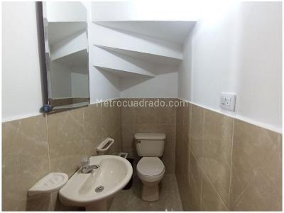 Casa de 5 alcobas en venta en Belen, Medellín, 250 m² · foto 9 de 14