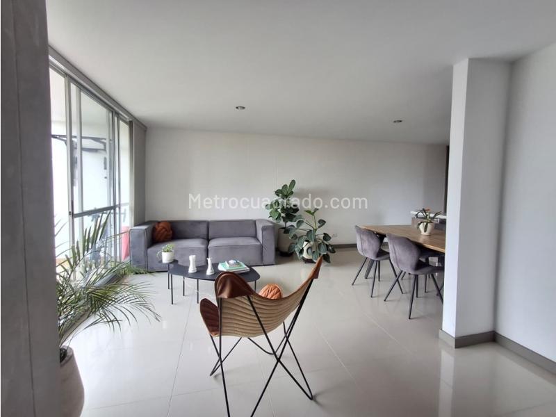 Apartamento en Arriendo, Loma Del Esmeraldal, Envigado - 2
