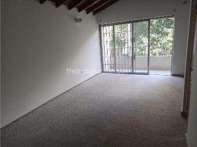 Apartamento en venta en La Floresta, Medellín · foto 5 de 20