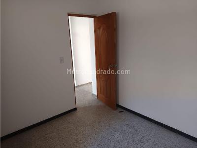 Apartamento en venta en La Floresta, Medellín · foto 14 de 20