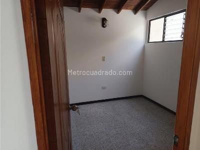 Apartamento en venta en La Floresta, Medellín · foto 15 de 20