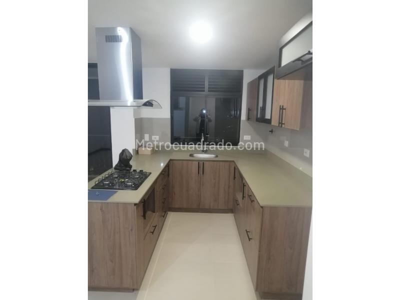 New 3BR Apartment with Balcony in San Antonio de Pereira - 2