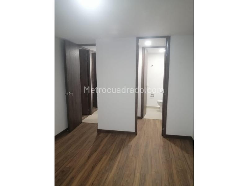 New 3BR Apartment with Balcony in San Antonio de Pereira - 8