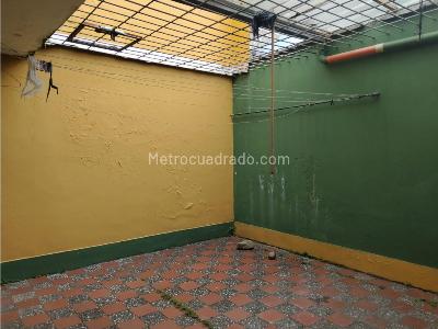 Casa de 4 alcobas en venta en Villa Hermosa, Medellín, 210 m² · foto 17 de 20