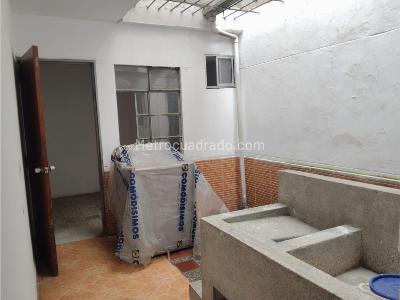 Casa de 4 alcobas en venta en Villa Hermosa, Medellín, 210 m² · foto 18 de 20