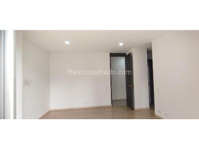 Apartamento de 3 alcobas en venta en El Poblado, Medellín, 75 m² · foto 9 de 20
