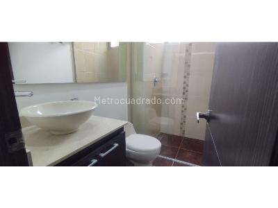 Apartamento de 3 alcobas en venta en El Poblado, Medellín, 75 m² · foto 18 de 20