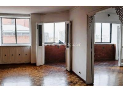 Apartamento en venta en Centro, Medellín · foto 4 de 15