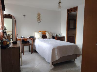 Apartamento en venta en Boston, Medellín · foto 4 de 12