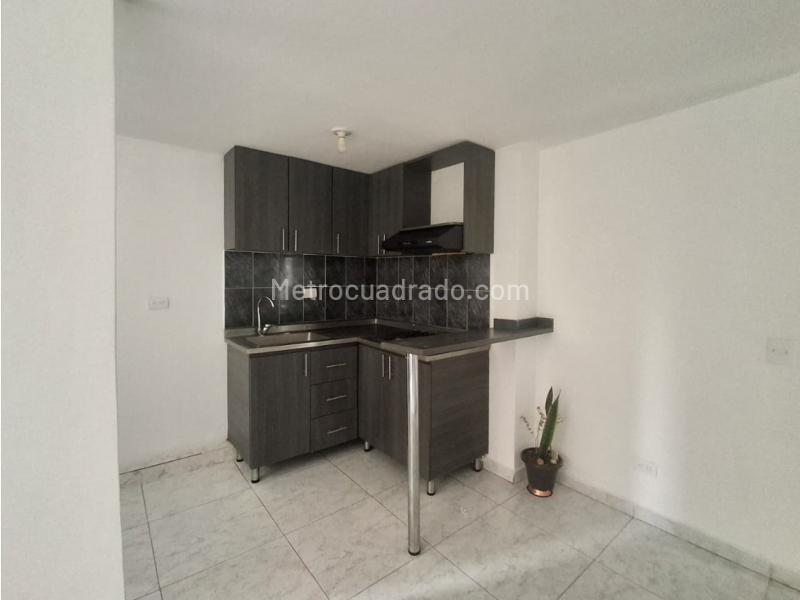 Apartamento de 2 Alcobas cerca a D1 y Ara en San Antonio de Prado - 2