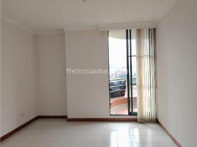 Apartamento en venta en Boston, Medellín · foto 4 de 17