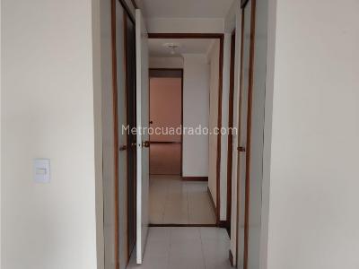 Apartamento en venta en Boston, Medellín · foto 8 de 17