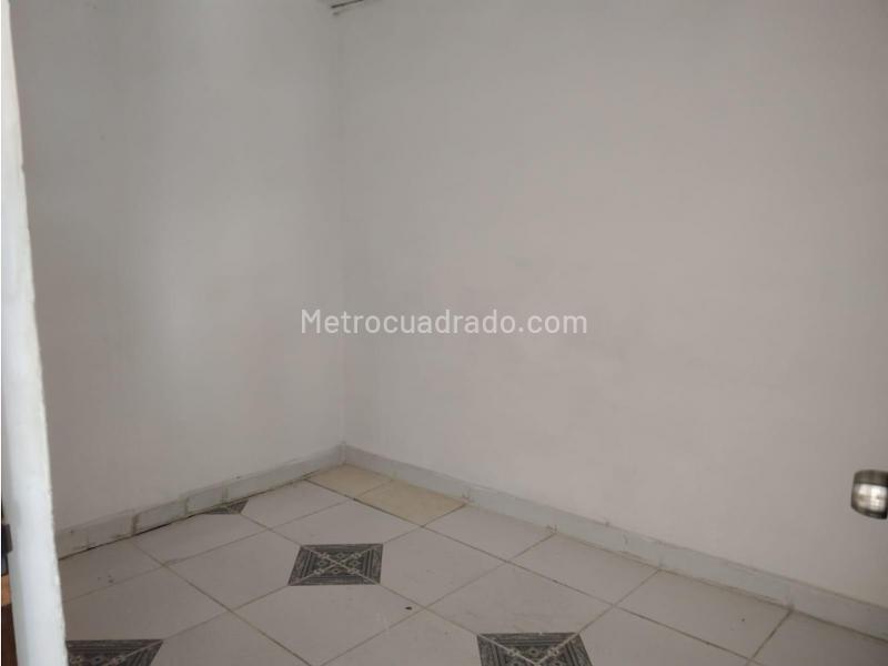 Spacious Local House in Buenos Aires - 7