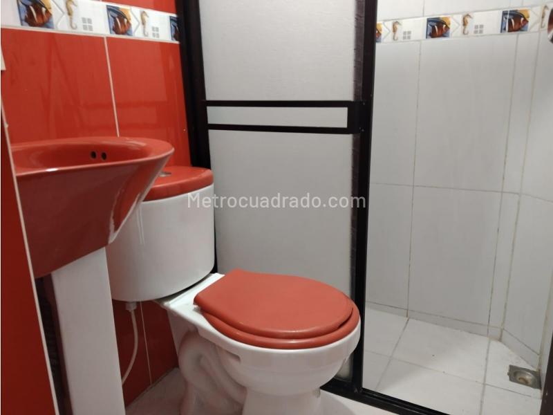 Spacious Local House in Buenos Aires - 8