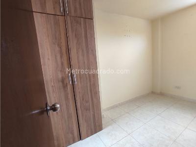 Casa de 2 alcobas en venta en El Rincón, Medellín, 52 m² · foto 5 de 9