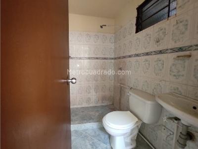 Casa de 2 alcobas en venta en El Rincón, Medellín, 52 m² · foto 7 de 9