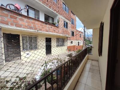 Casa de 2 alcobas en venta en El Rincón, Medellín, 52 m² · foto 8 de 9