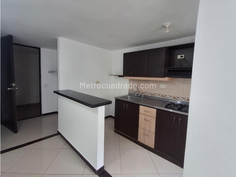 3BR Apartment for Rent near Aeroparque in San Antonio de Prado - 2