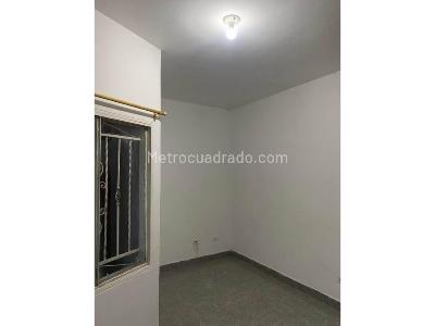 Apartaestudio en arriendo en Villa Hermosa, Medellín, 36 m² · foto 6 de 8