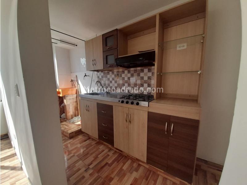 3BR Apartment in Santa Maria La Nueva (58 m²)