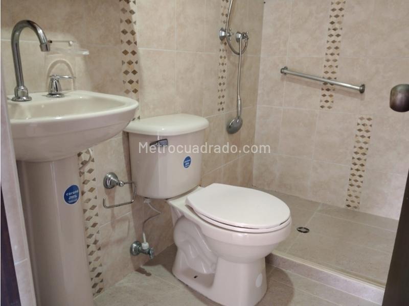 Cozy 2BR Apartment in La Candelaria - 7