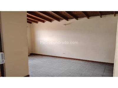 Casa de 5 alcobas en venta en Prado, Medellín, 209 m² · foto 3 de 15