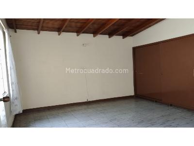Casa de 5 alcobas en venta en Prado, Medellín, 209 m² · foto 5 de 15