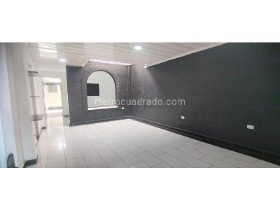 Casa de 3 alcobas en venta en Prado Centro, Medellín, 120 m² · foto 3 de 17