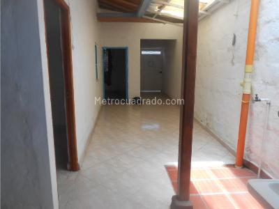Casa de 5 alcobas en venta en Parque, Rionegro, 211 m² · foto 5 de 20
