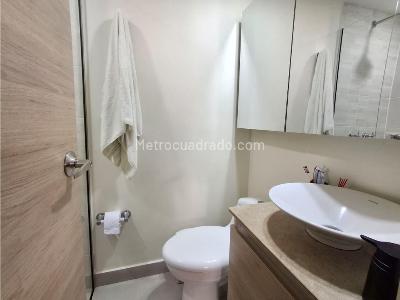 Apartamento de 2 alcobas en venta en Asdesillas, Sabaneta, 90 m² · foto 11 de 18