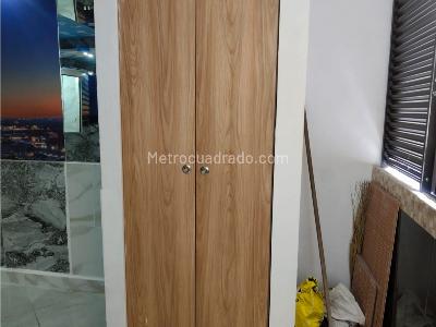 Apartaestudio en venta en La Candelaria, Medellín, 30 m² · foto 5 de 10