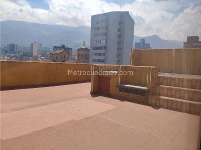 Apartaestudio en venta en La Candelaria, Medellín, 30 m² · foto 10 de 10