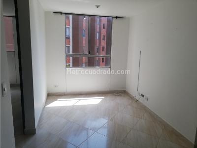 Apartamento en venta en San Antonio De Prado, Medellín · foto 2 de 9