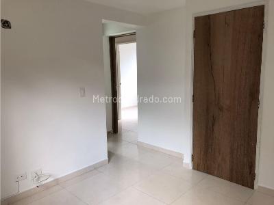 Apartamento en arriendo en Belen, Medellín · foto 5 de 13
